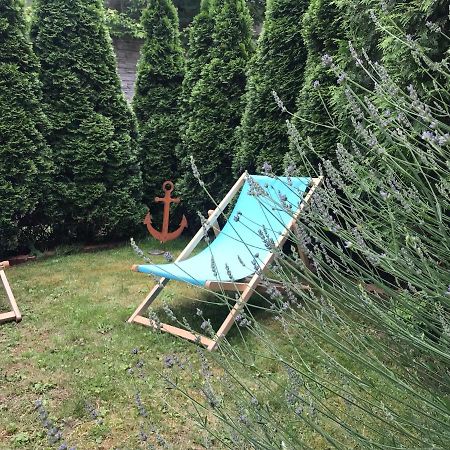Apartament Turkus Z Ogrodem 코워브제크 외부 사진