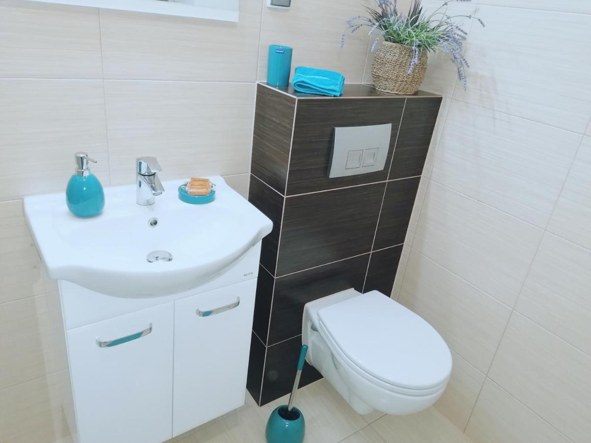 Apartament Turkus Z Ogrodem 코워브제크 외부 사진